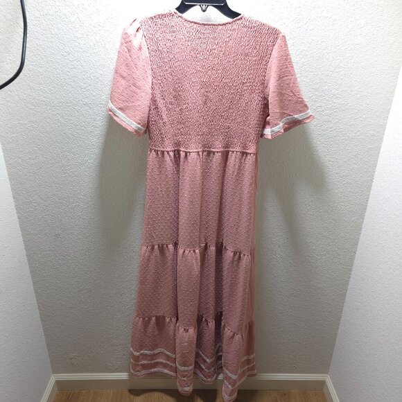 Pretty Garden Pink‎ Short Sleeve Smocked Tiered Maxi Dress Size Medium - Picture 2 of 8